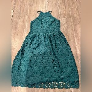 Loft occasion dress size 14.  Beautiful dark teal/green color. Worn once.